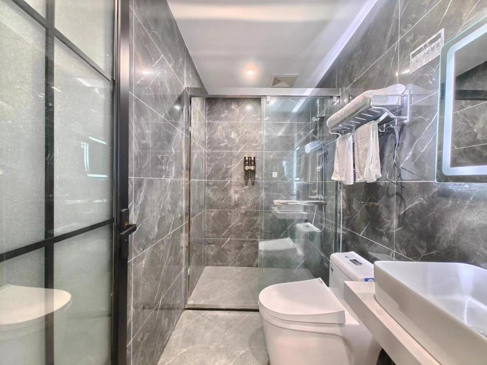 Jianyang  Xian Feng Hotel - Tianfu International Airport Branch المظهر الخارجي الصورة